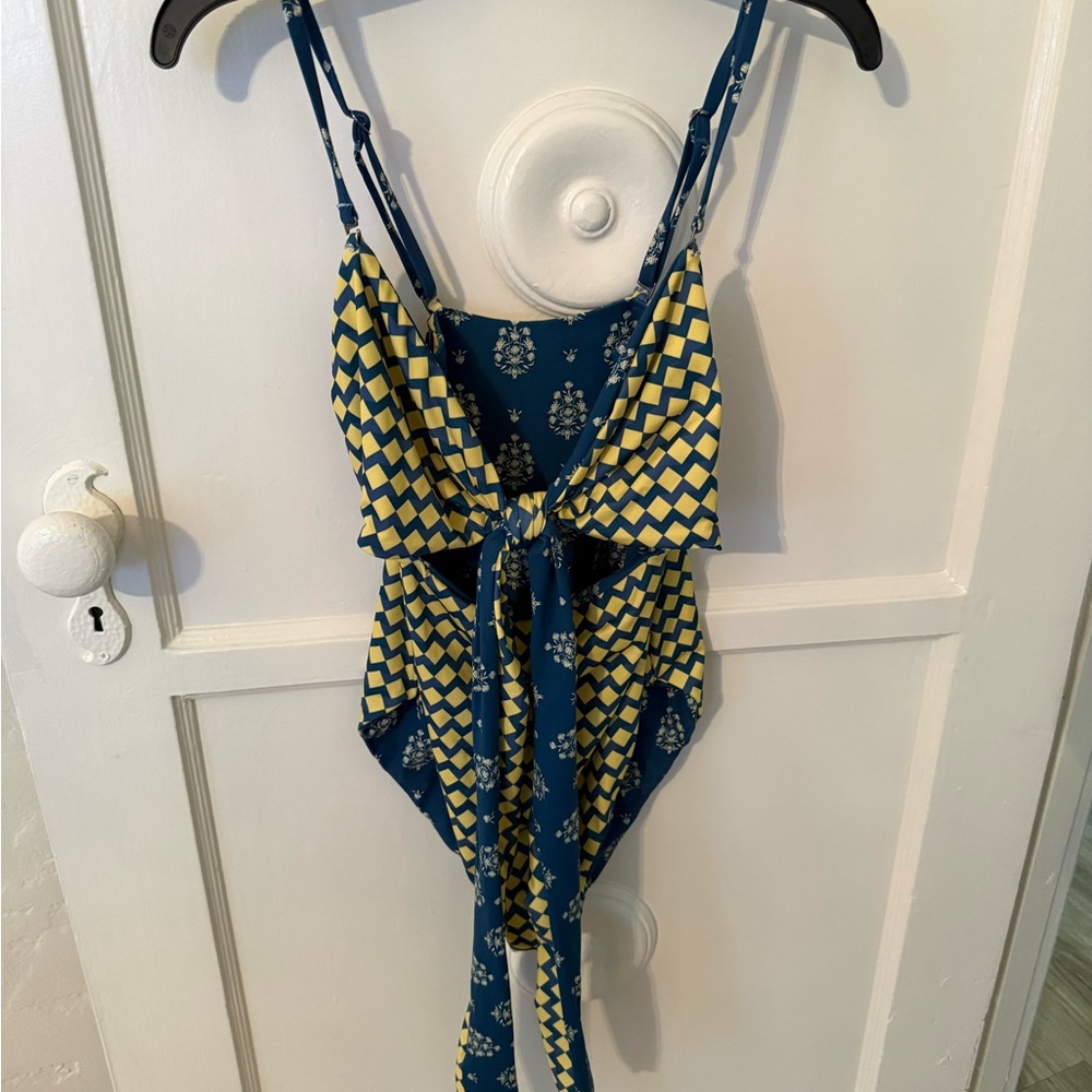 Sold - Maaji Convertible Cutout One-Piece Swimsuit - Picture 6 of 7